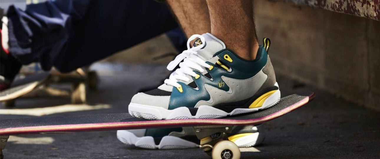 ES skateboarding shoes