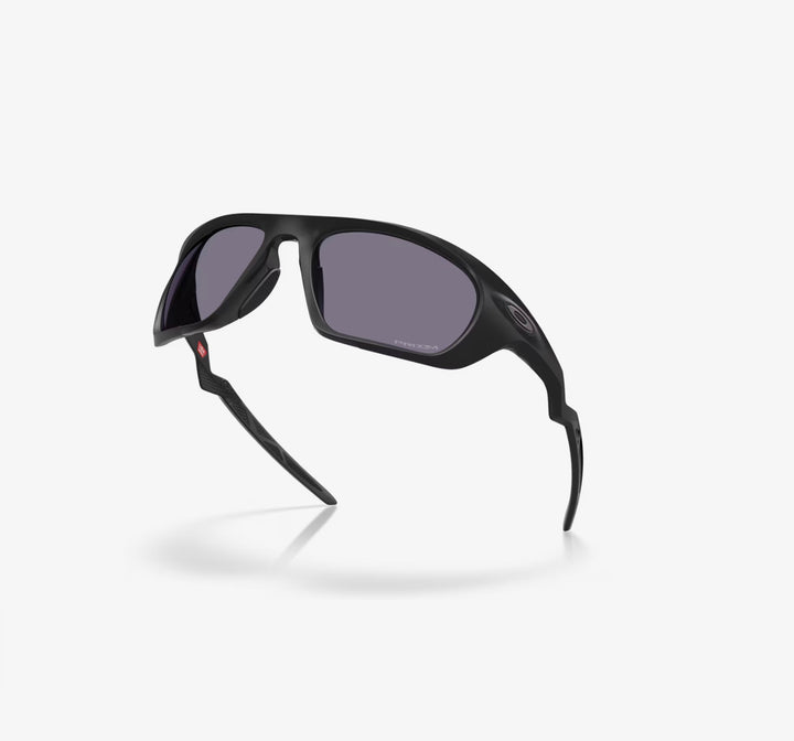 Oakley Lateralis