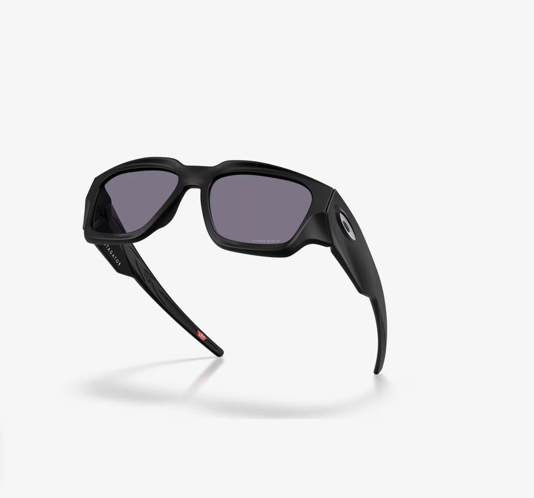 Oakley Instigator