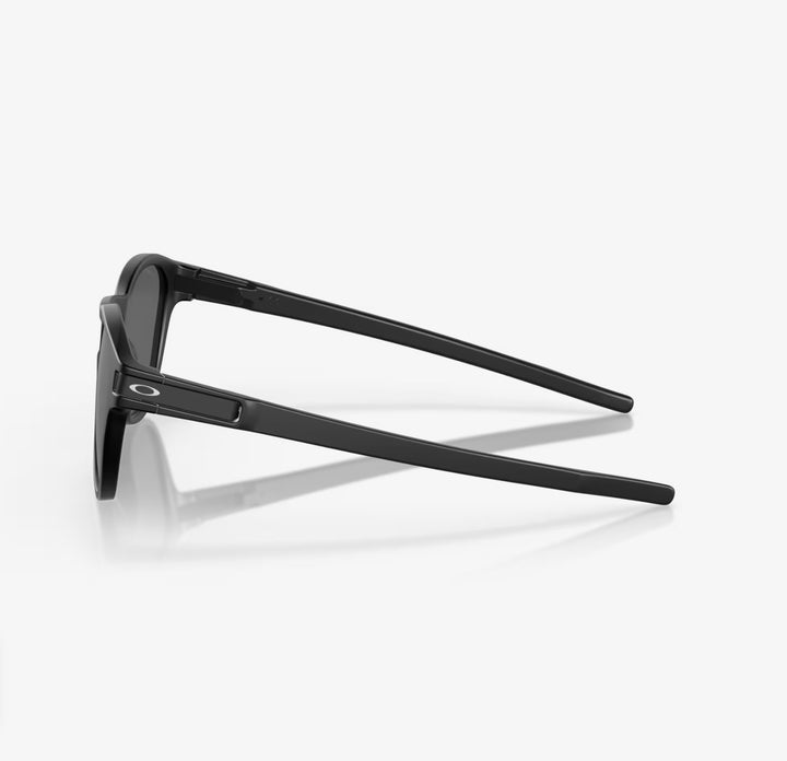 Oakley Latch™