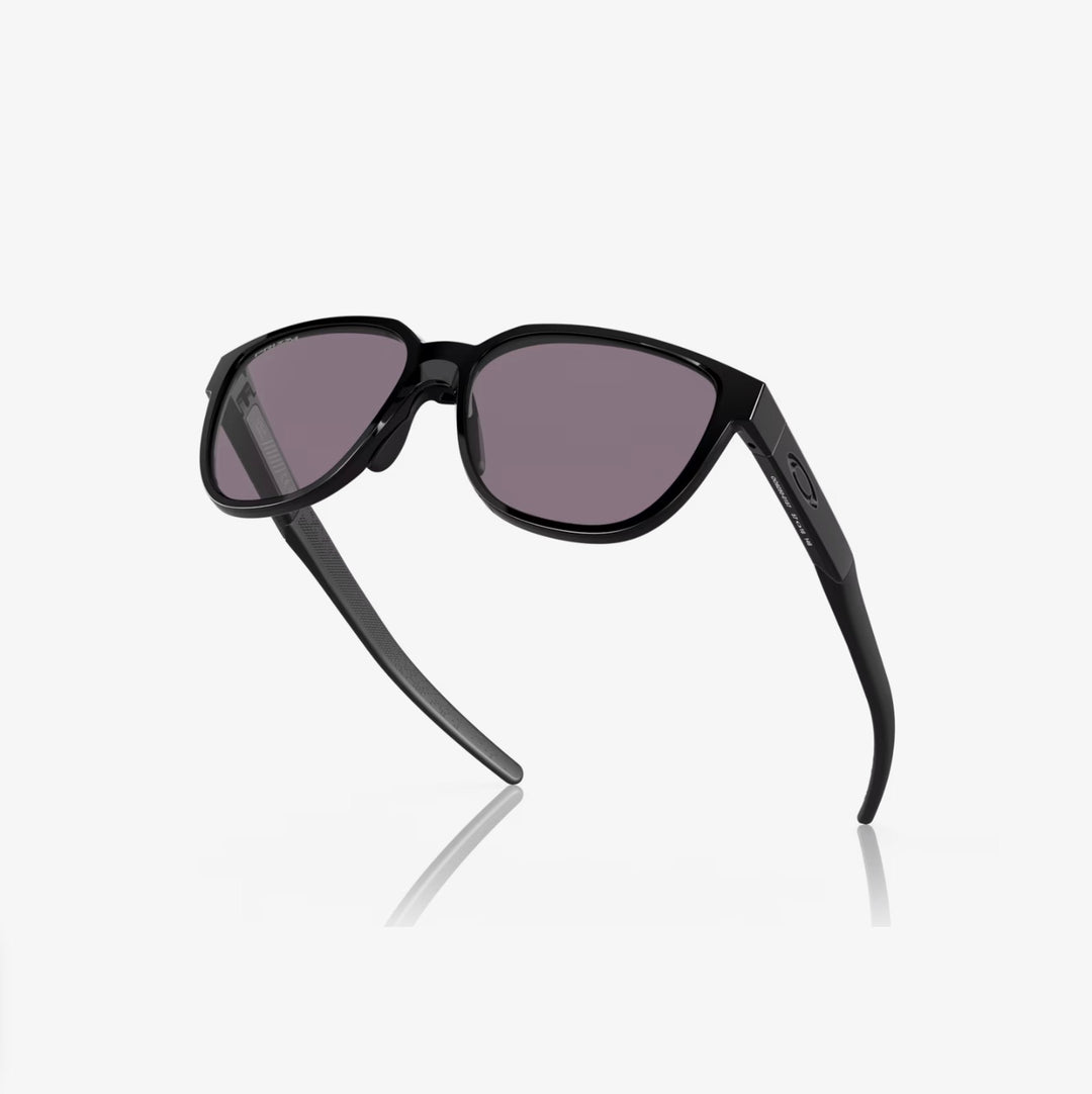 Oakley Actuator