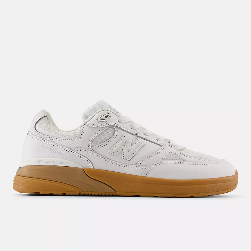 New Balance Numeric Andrew Reynolds 933 White/Black