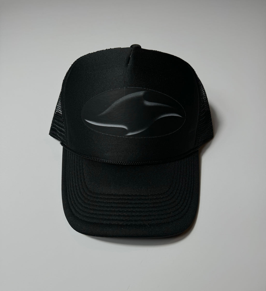 Fin Logo Trucker